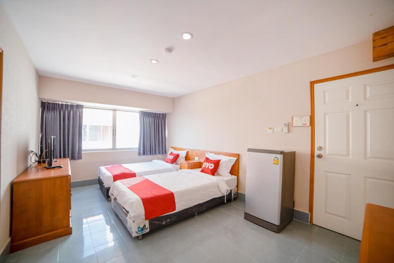 Oyo 602 L'Hotel بانكوك المظهر الخارجي الصورة